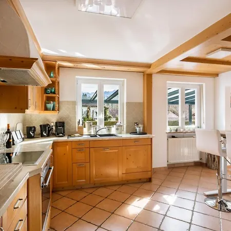 Kaminwohnung Mit 24qm Suedterrasse Naehe Zugspitze / Eibsee Apartment